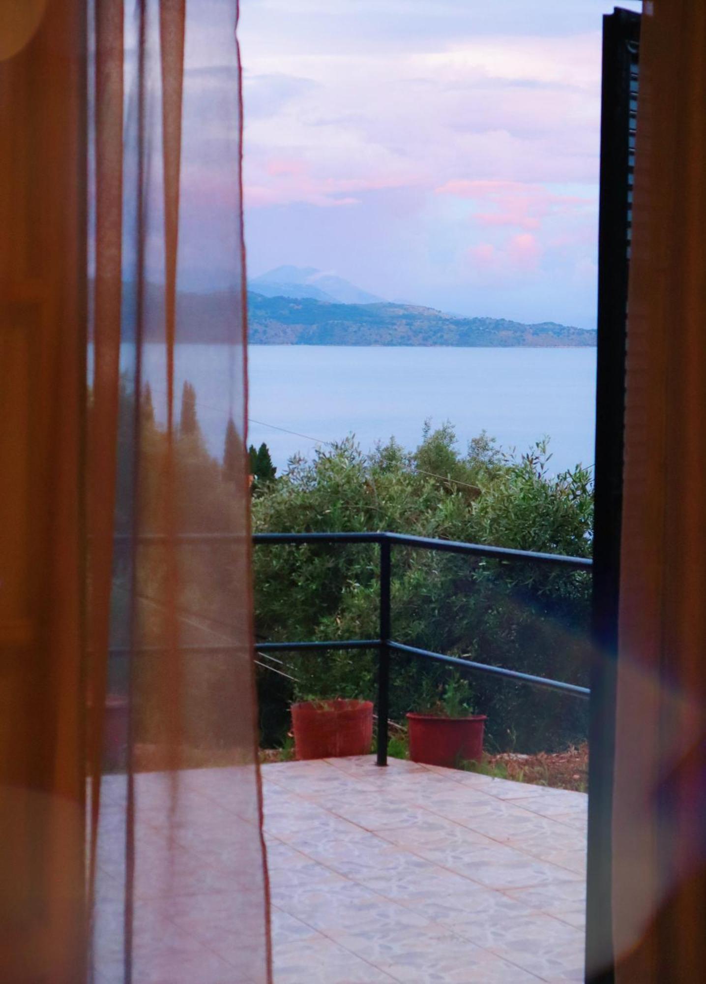 Kaminaki Seaview Apartments Katávolos Exteriér fotografie